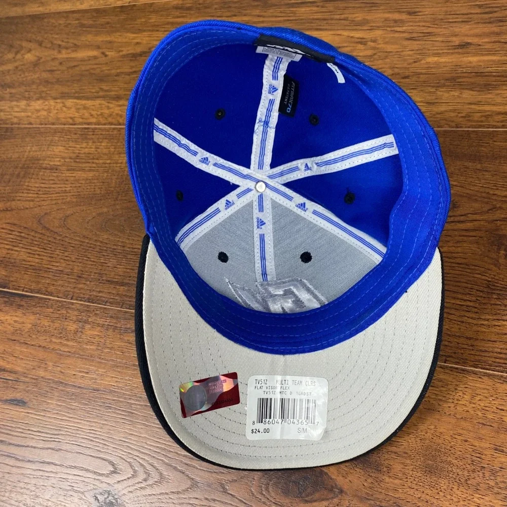 Adidas Grand Valley State Lakers GV Blue Black Flat Visor Flex Hat S/M TV51Z